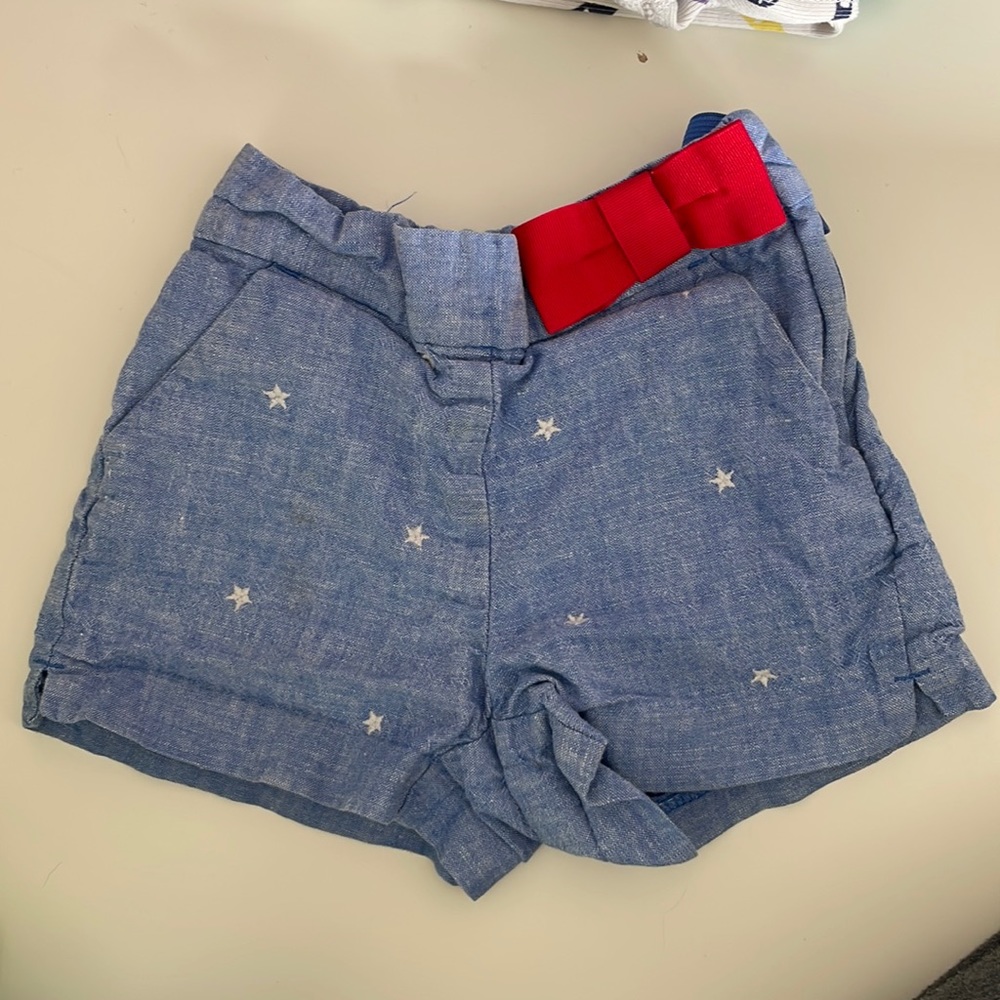 Janie and Jack linen shorts with red bow and stars